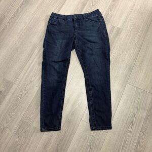 Seven 7 For all ManKind Tummyless  Jeans
